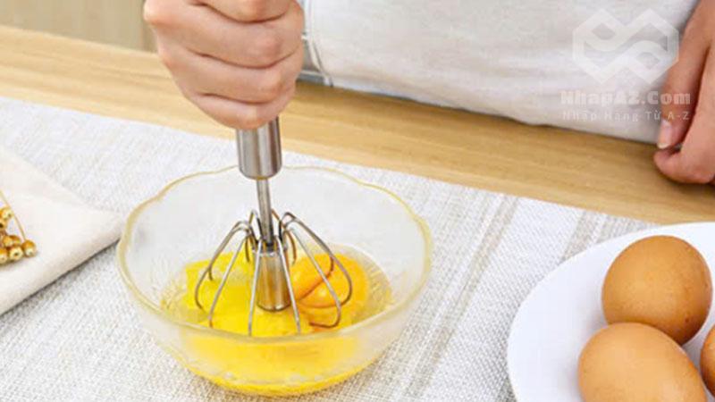 Dụng cụ đánh trứng