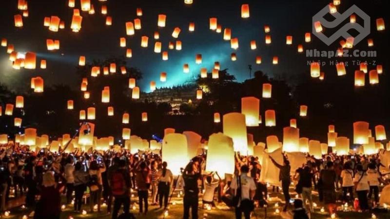 Thả đèn lồng