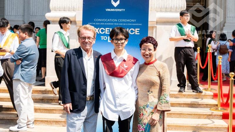 Chú lính chì Thiện Nhân: Hành trình từ bị bỏ rơi đến học bổng 85% tại VinUni Chú lính chì Thiện Nhân: Hành trình từ bị bỏ rơi đến học bổng 85% tại VinUni