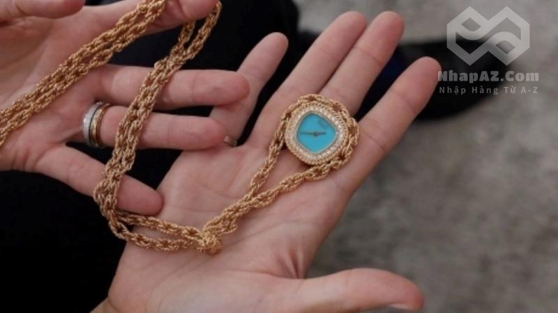 Đồng hồ lam ngọc Piaget: Sự kết hợp hoàn hảo giữa nghệ thuật và thời trang Thiết kế độc bản của đồng hồ lam ngọc Piaget